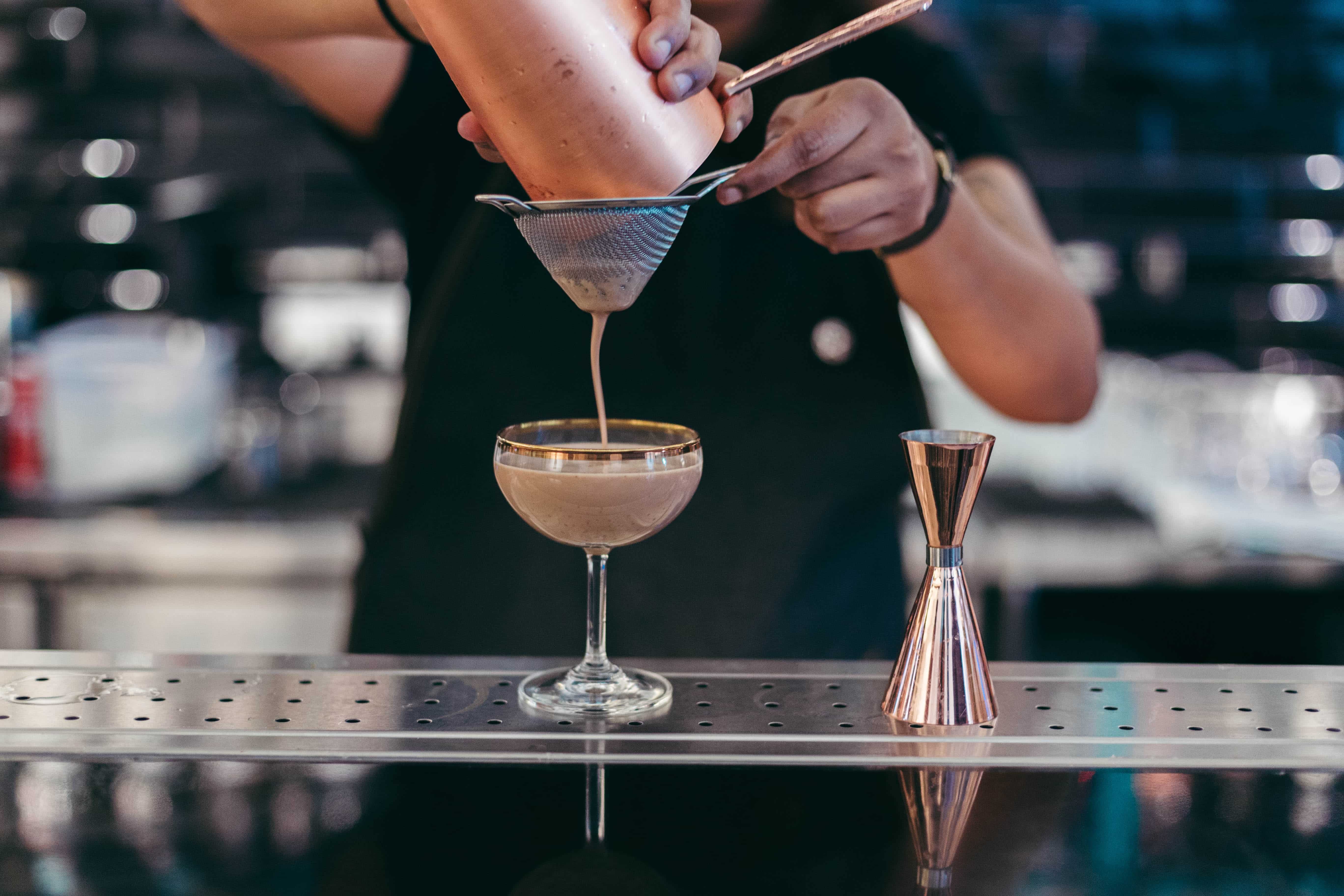 Una nuova frontiera della Mixology: tè e alcool